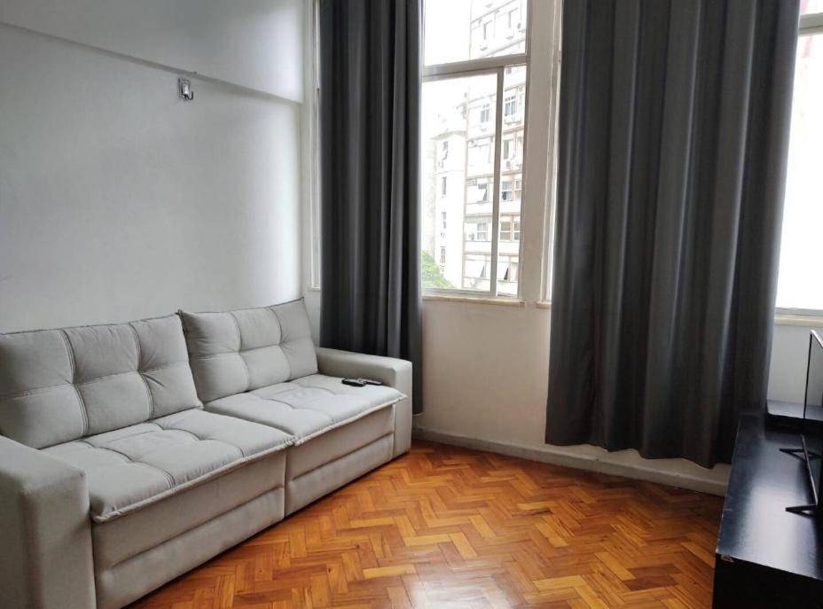 E Sala Proximo A