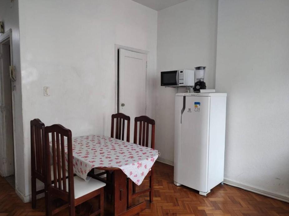 Apartamento E Sala Proximo A *